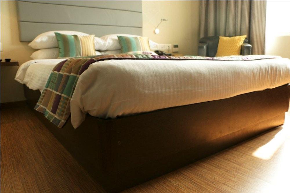 Keys Prima By Lemon Tree Hotels, Pimpri, Pune Exterior foto