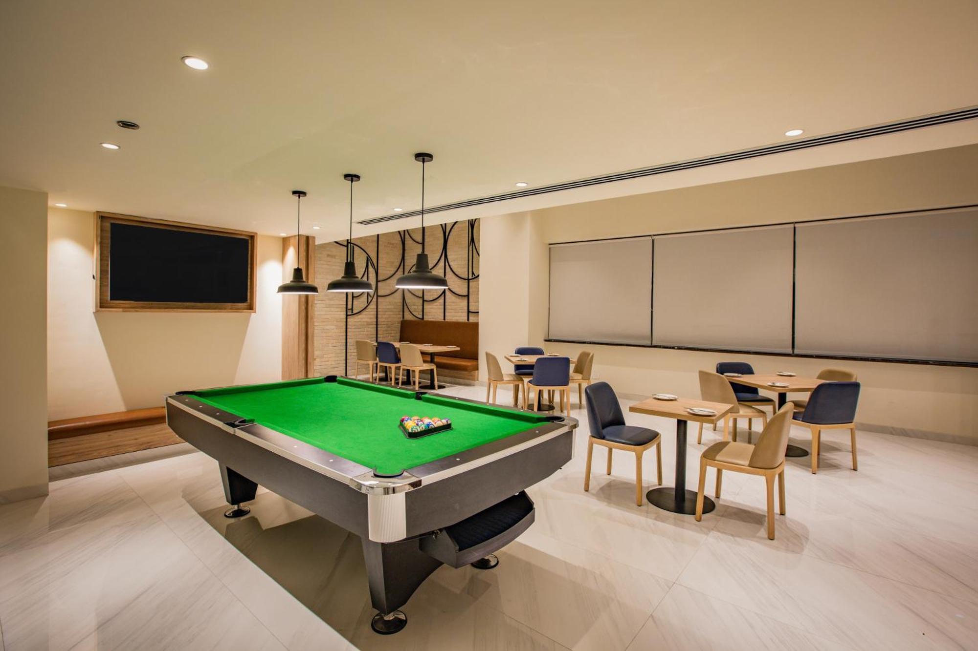 Keys Prima By Lemon Tree Hotels, Pimpri, Pune Exterior foto